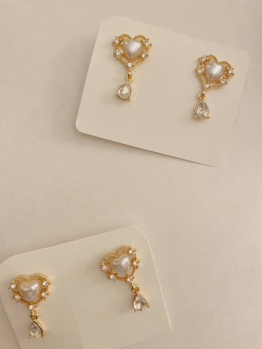 Heart Pearl Gold Earrings